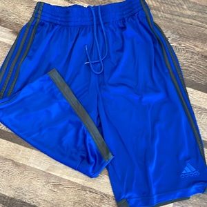 ADIDAS Short SzLG New Condition